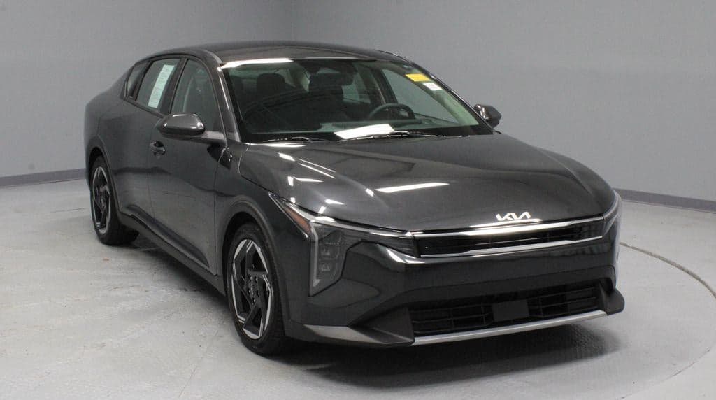 2025 Kia K4 EX — photo 1 of 51
