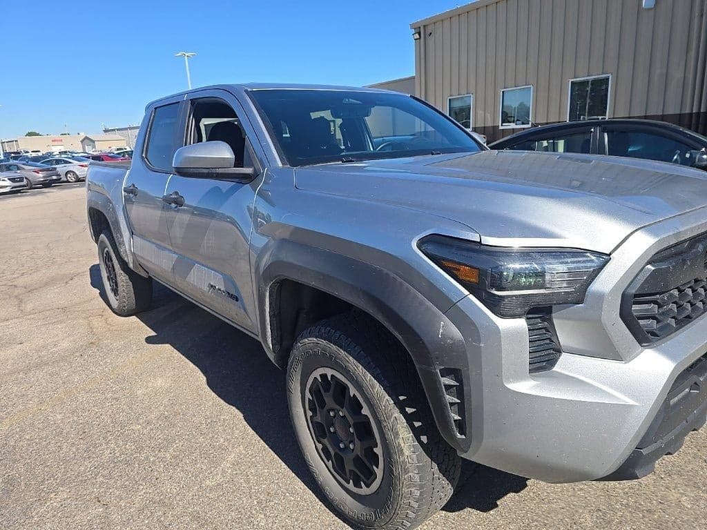 2025 Toyota Tacoma 4WD TRD Off Road — photo 1 of 25