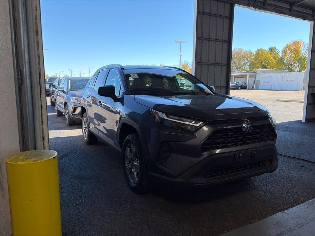 2023 Toyota RAV4 LE — photo 1 of 5