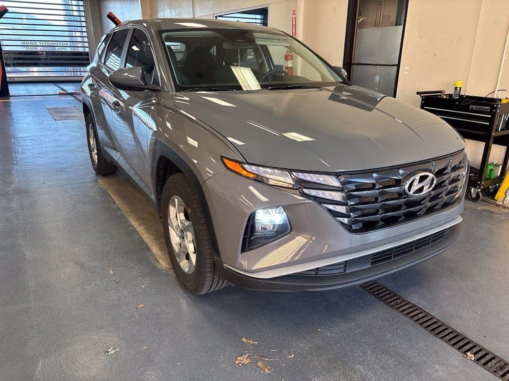 2024 Hyundai Tucson SE — photo 1 of 5