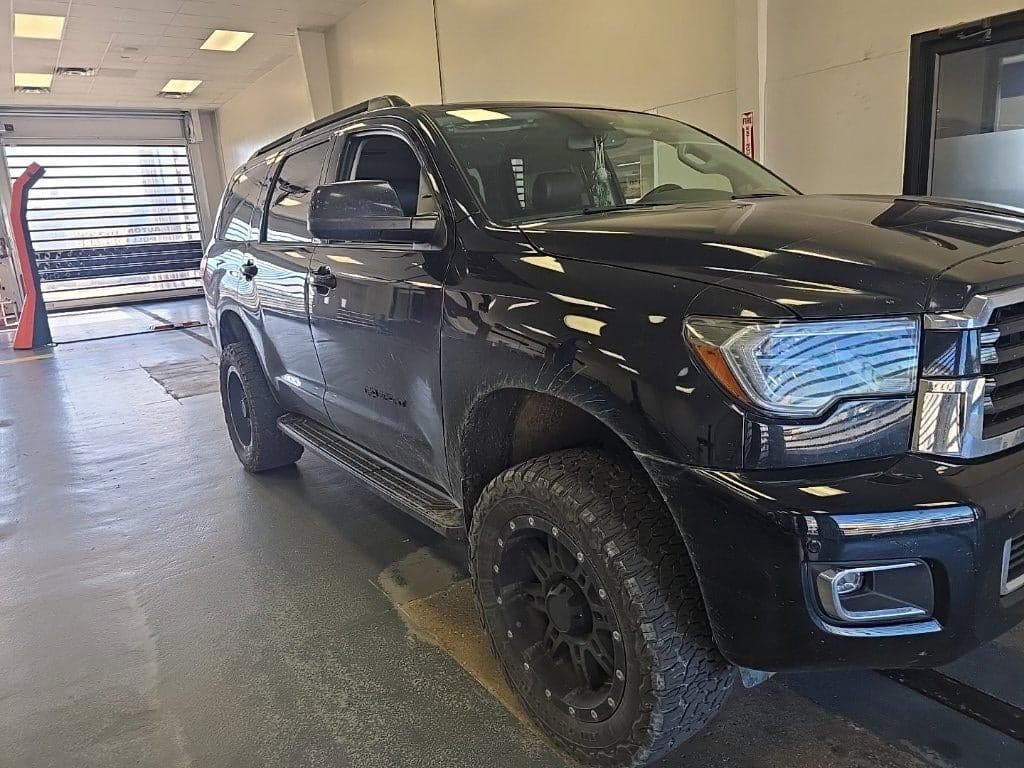 2018 Toyota Sequoia TRD Sport — photo 1 of 27