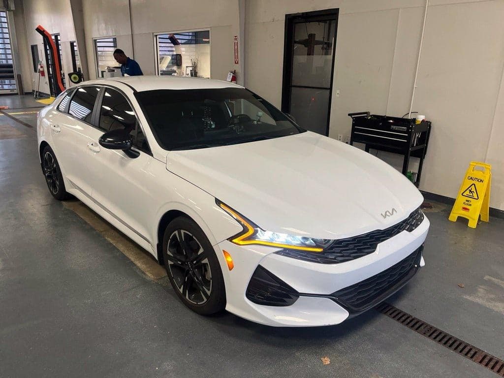 2022 Kia K5 GT-Line — photo 1 of 5