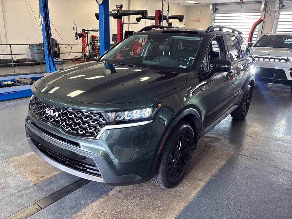 2023 Kia Sorento X-Line S — photo 1 of 5