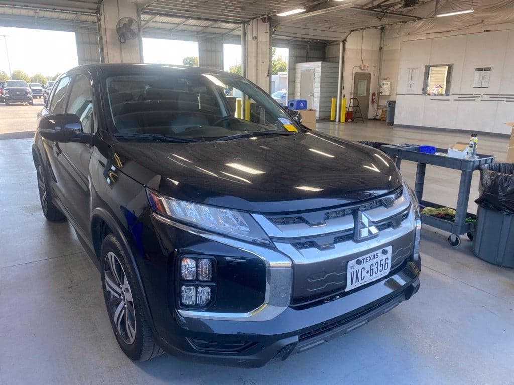 2024 Mitsubishi Outlander Sport SE — photo 1 of 5