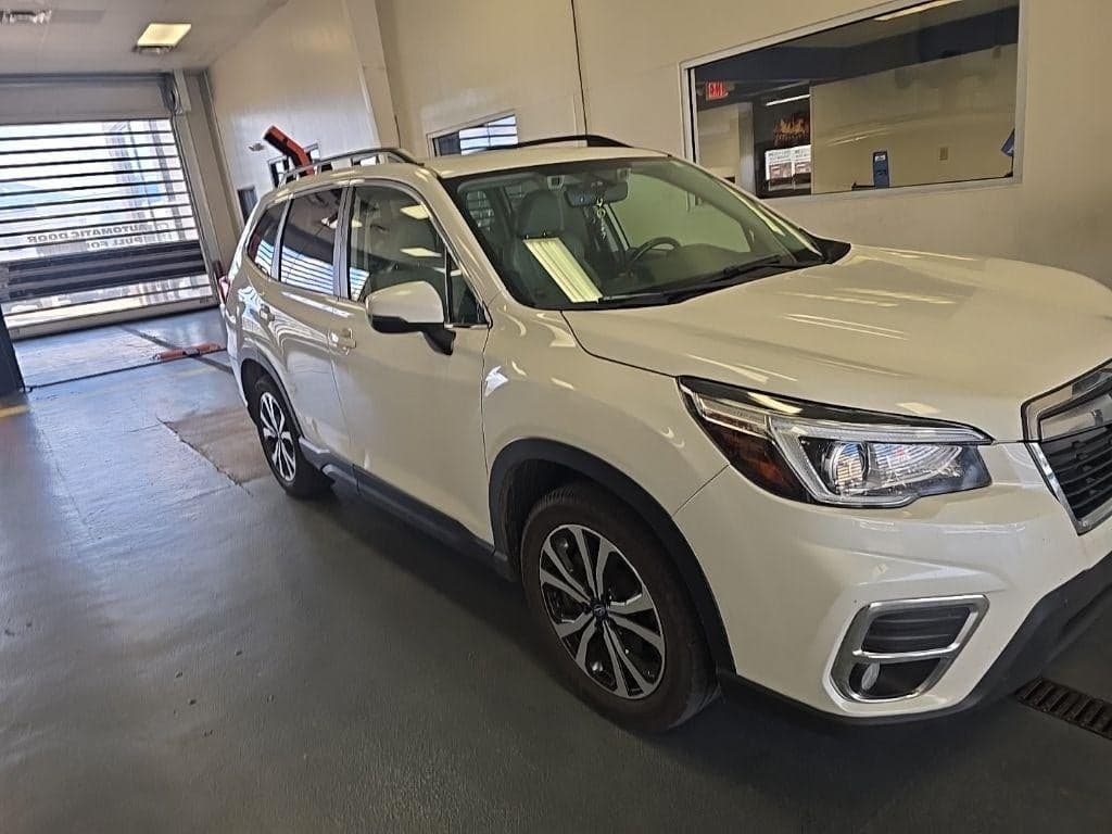 2019 Subaru Forester Limited — photo 1 of 21