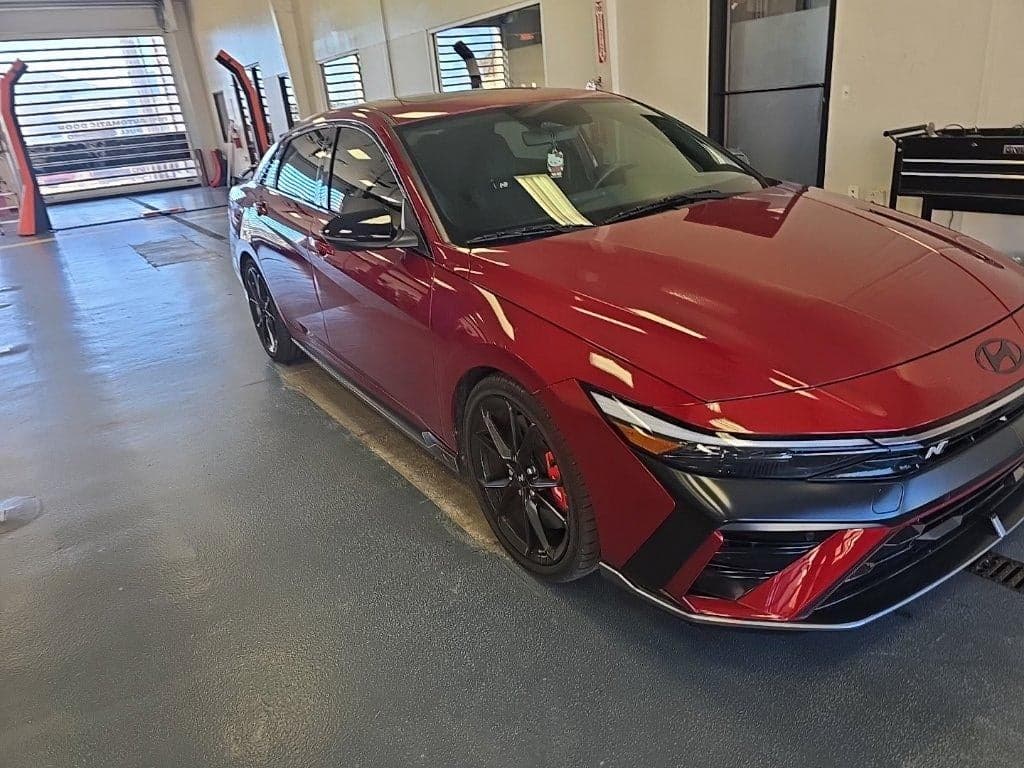 2025 Hyundai Elantra N Base — photo 1 of 27