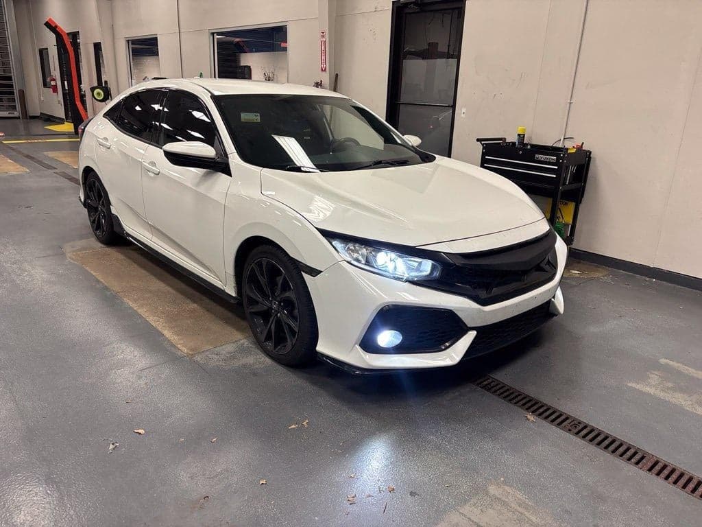 2017 Honda Civic Hatchback Sport — photo 1 of 5