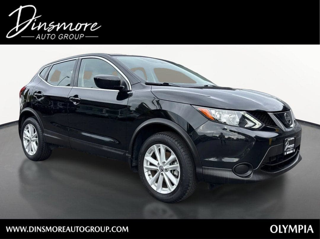 2019 Nissan Rogue Sport S — photo 1 of 51