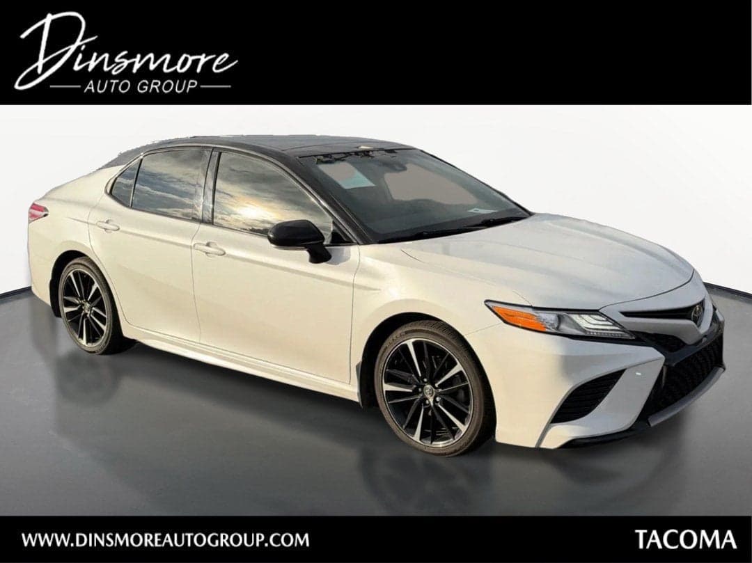 2020 Toyota Camry XSE — photo 1 of 5