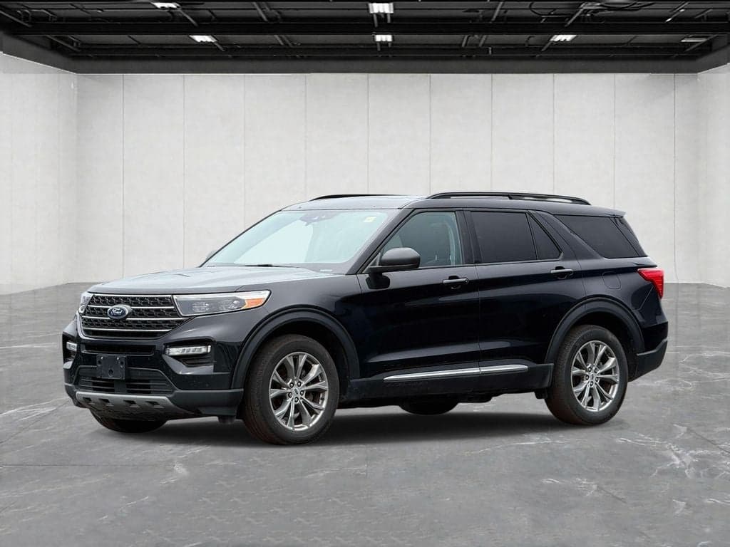 2022 Ford Explorer XLT — photo 1 of 5