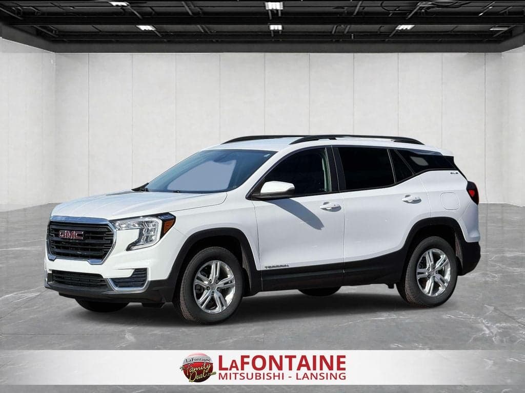2022 GMC Terrain SLE — photo 1 of 41