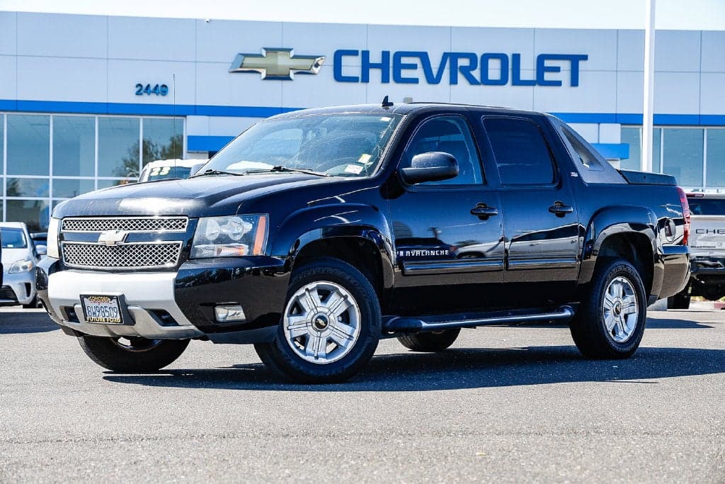 2009 Chevrolet Avalanche LT w/2LT — photo 1 of 10