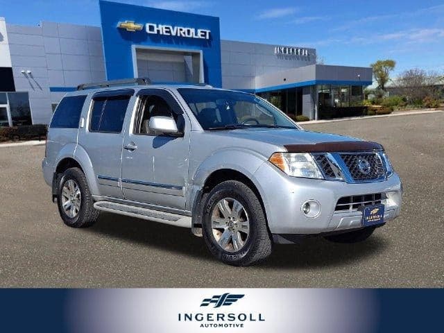 2012 Nissan Pathfinder Base — photo 1 of 3