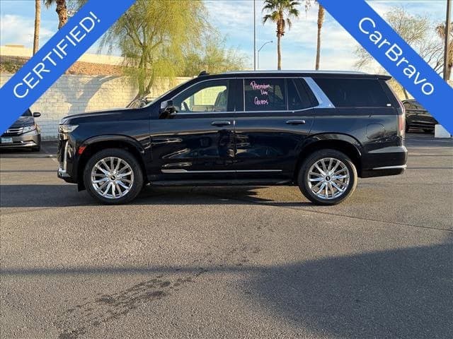 2021 Cadillac Escalade Premium Luxury — photo 1 of 2