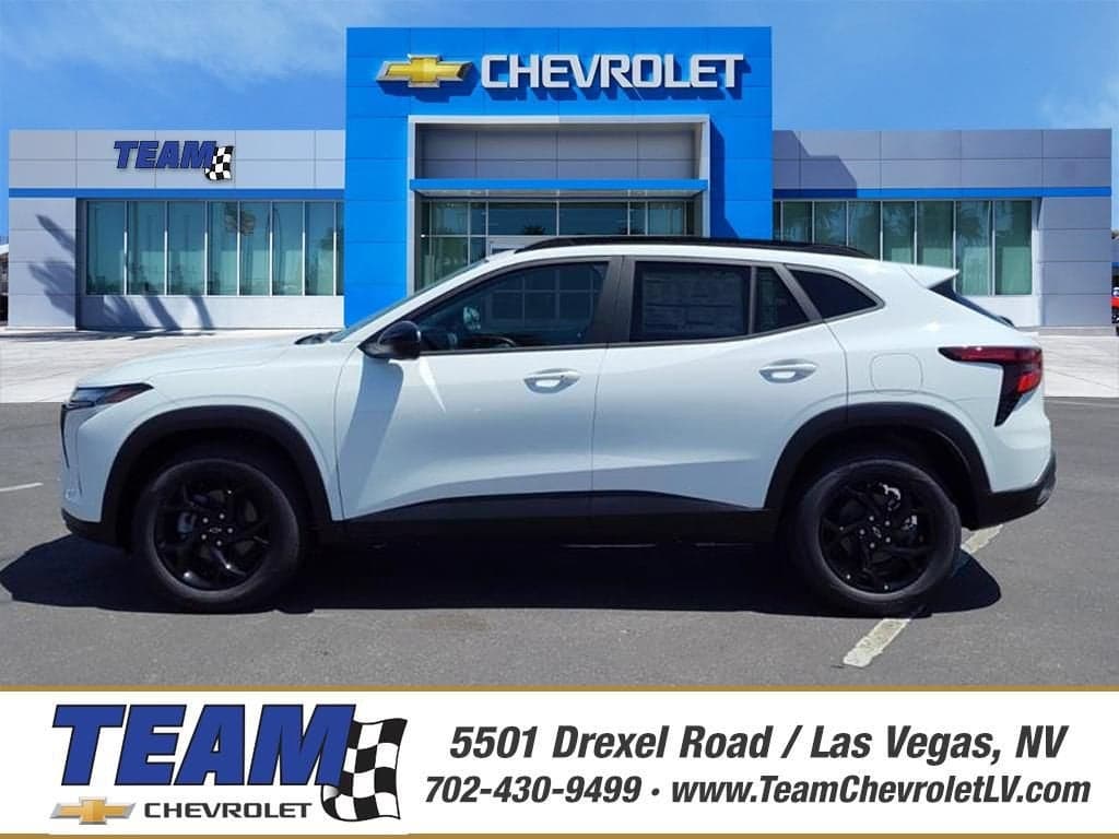 2026 Chevrolet Trax LT — photo 1 of 19
