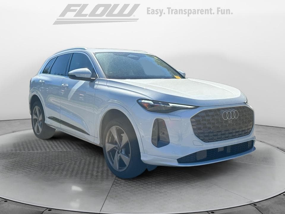 2025 Audi Q5 Premium Plus — photo 1 of 5