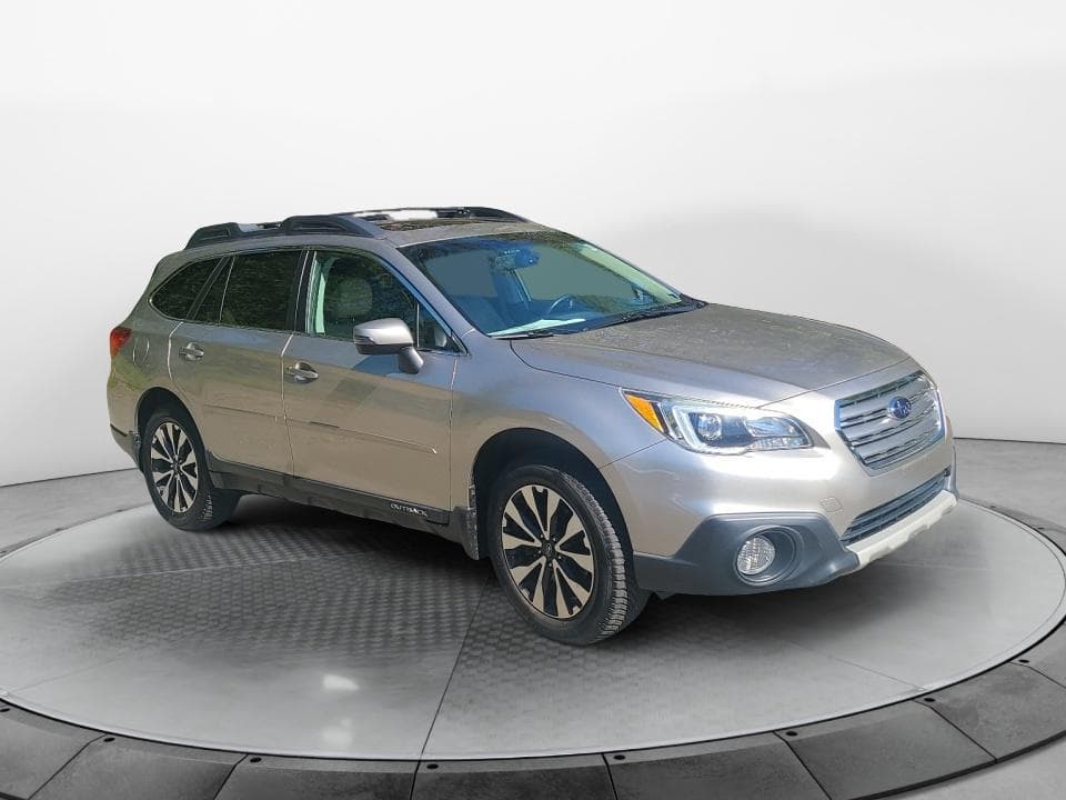 2016 Subaru Outback 2.5i Limited — photo 1 of 5