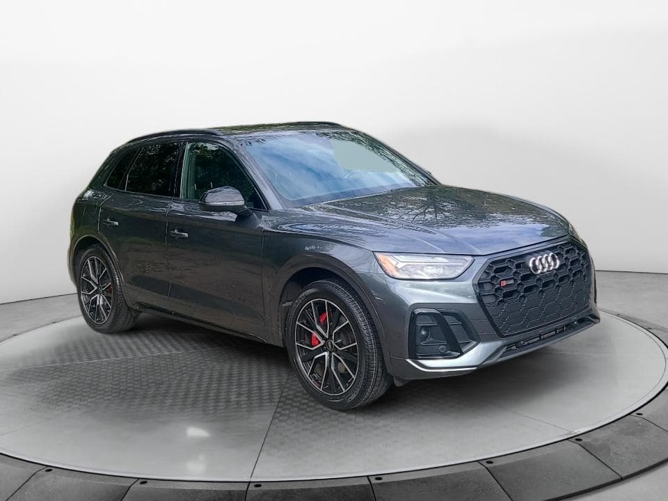 2023 Audi SQ5 Premium Plus — photo 1 of 5