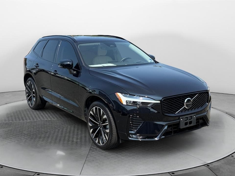2026 Volvo XC60 Ultra — photo 1 of 5