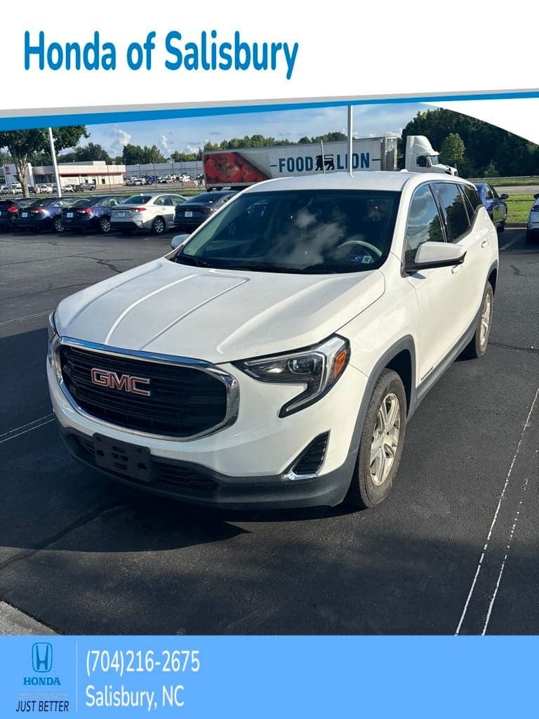 2020 GMC Terrain SLE — photo 1 of 5