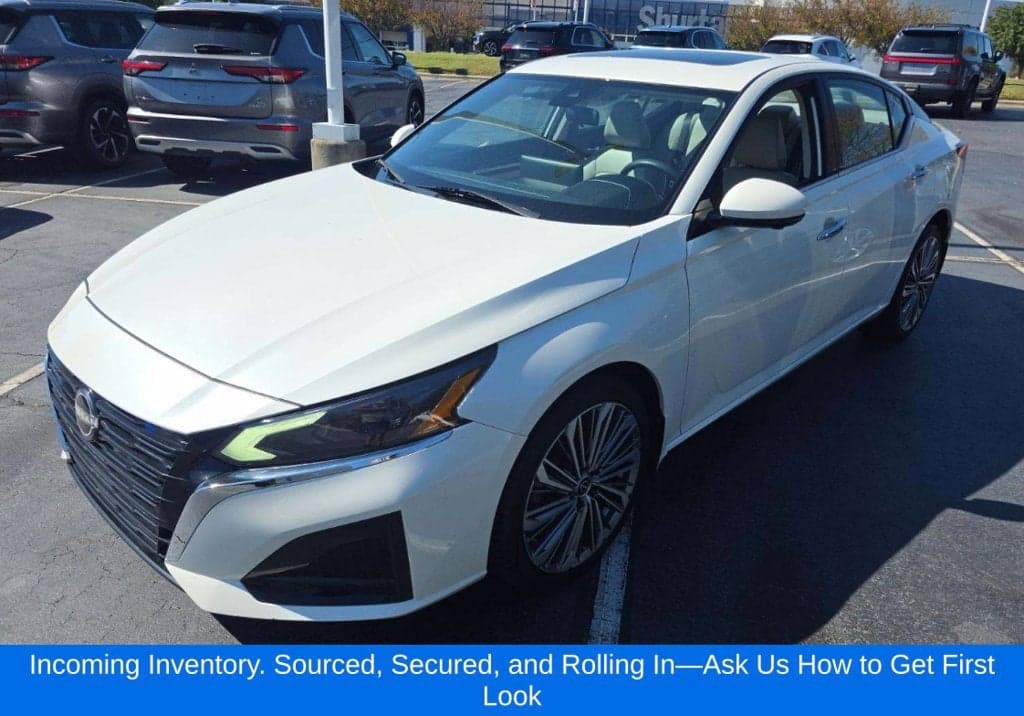 2023 Nissan Altima 2.5 SL — photo 1 of 3