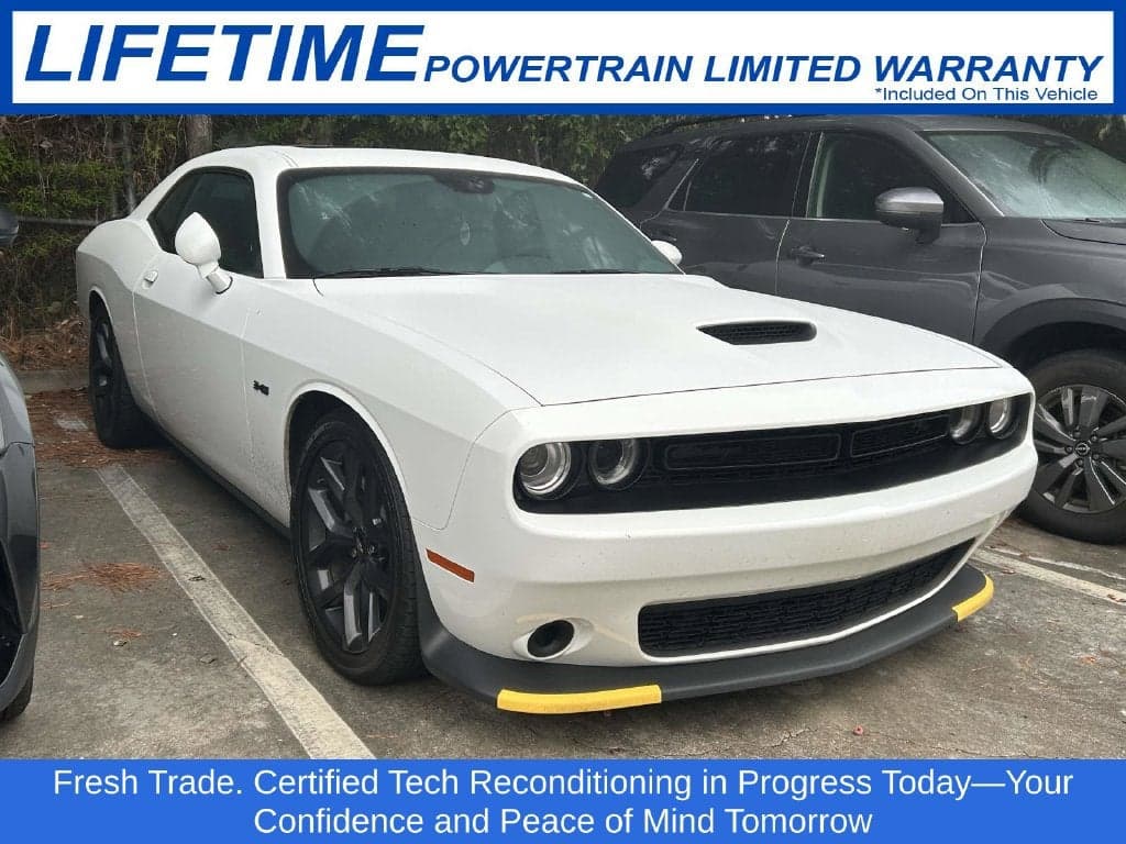 2023 Dodge Challenger R/T — photo 1 of 12