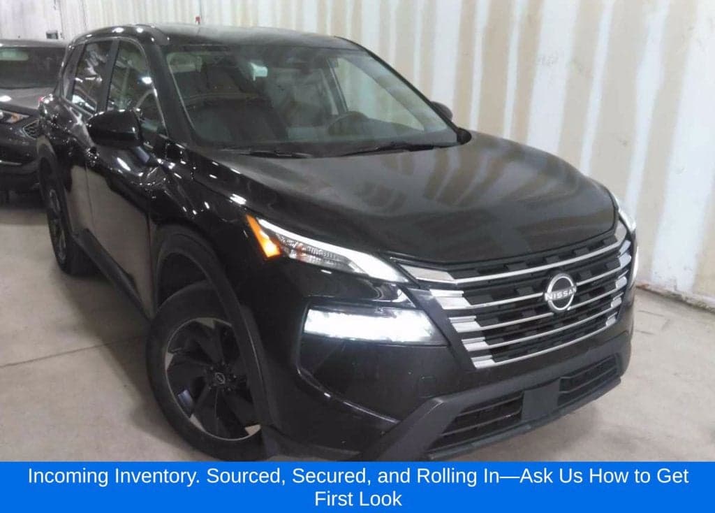 2025 Nissan Rogue SV — photo 1 of 5