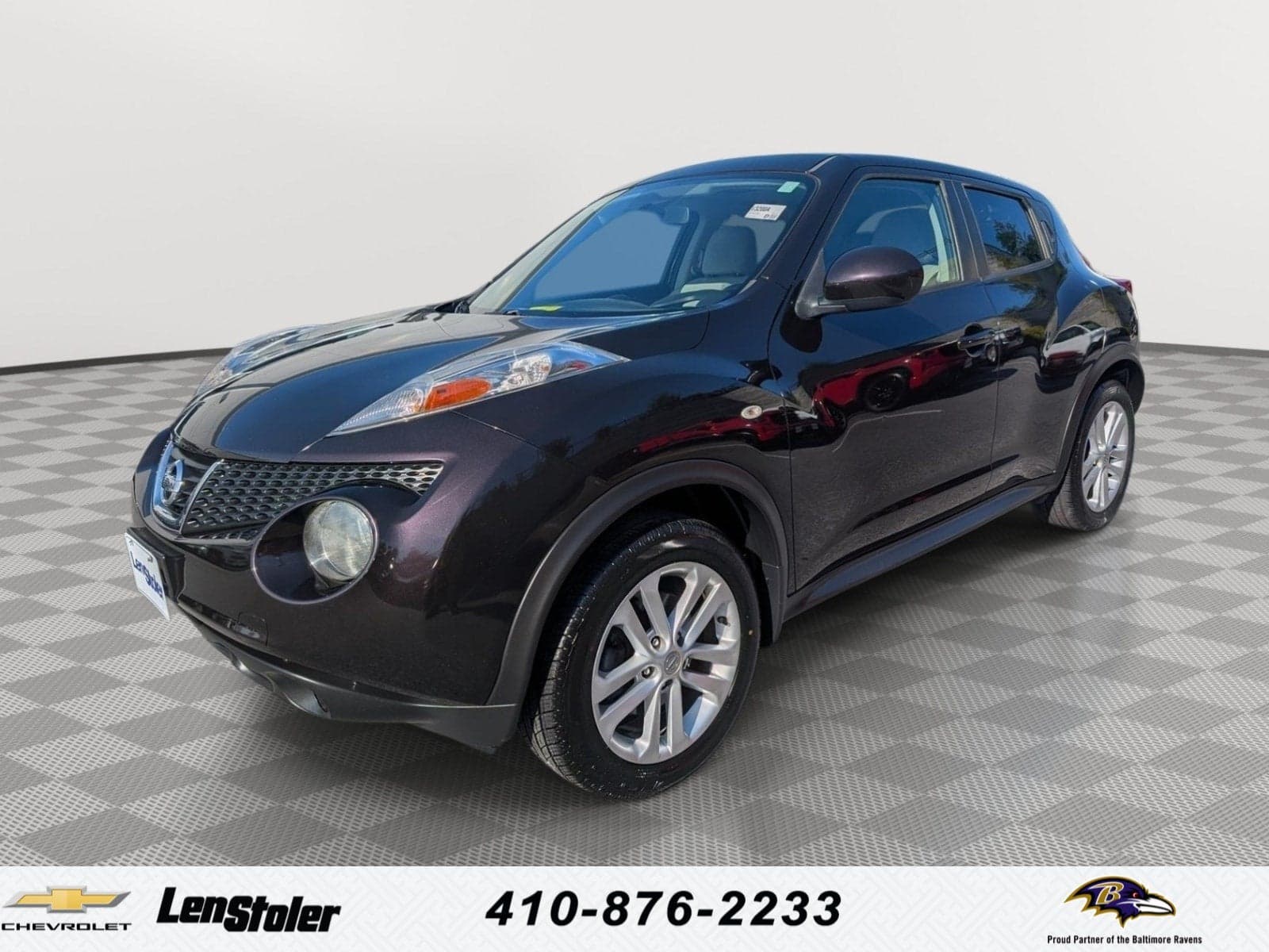 2014 Nissan JUKE SV — photo 1 of 26