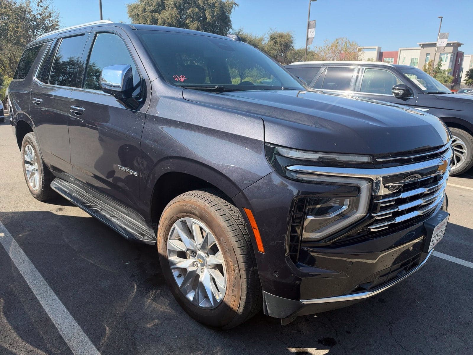 2025 Chevrolet Tahoe Premier — photo 1 of 11