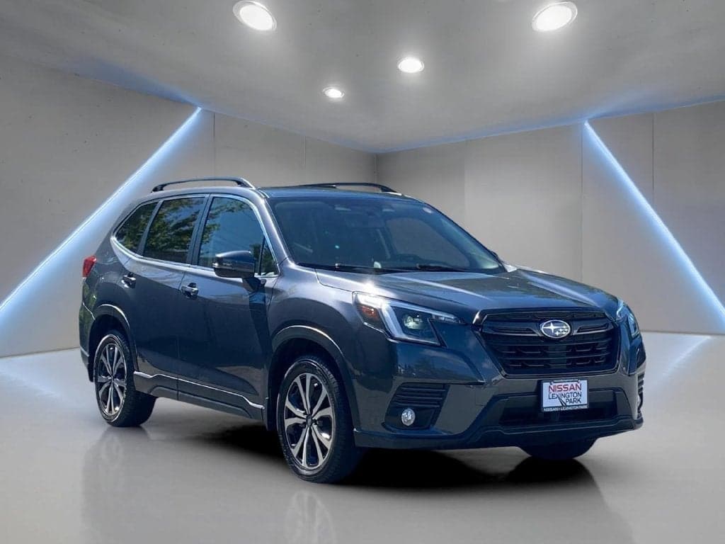 2022 Subaru Forester Limited — photo 1 of 5