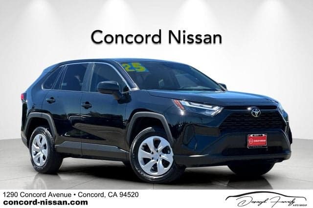 2025 Toyota RAV4 LE — photo 1 of 66