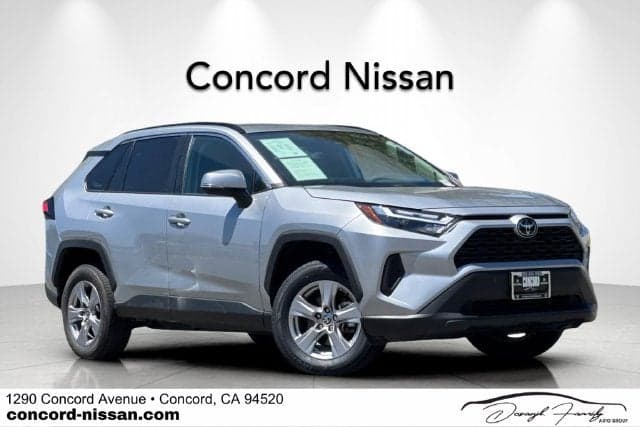 2025 Toyota RAV4 XLE — photo 1 of 62