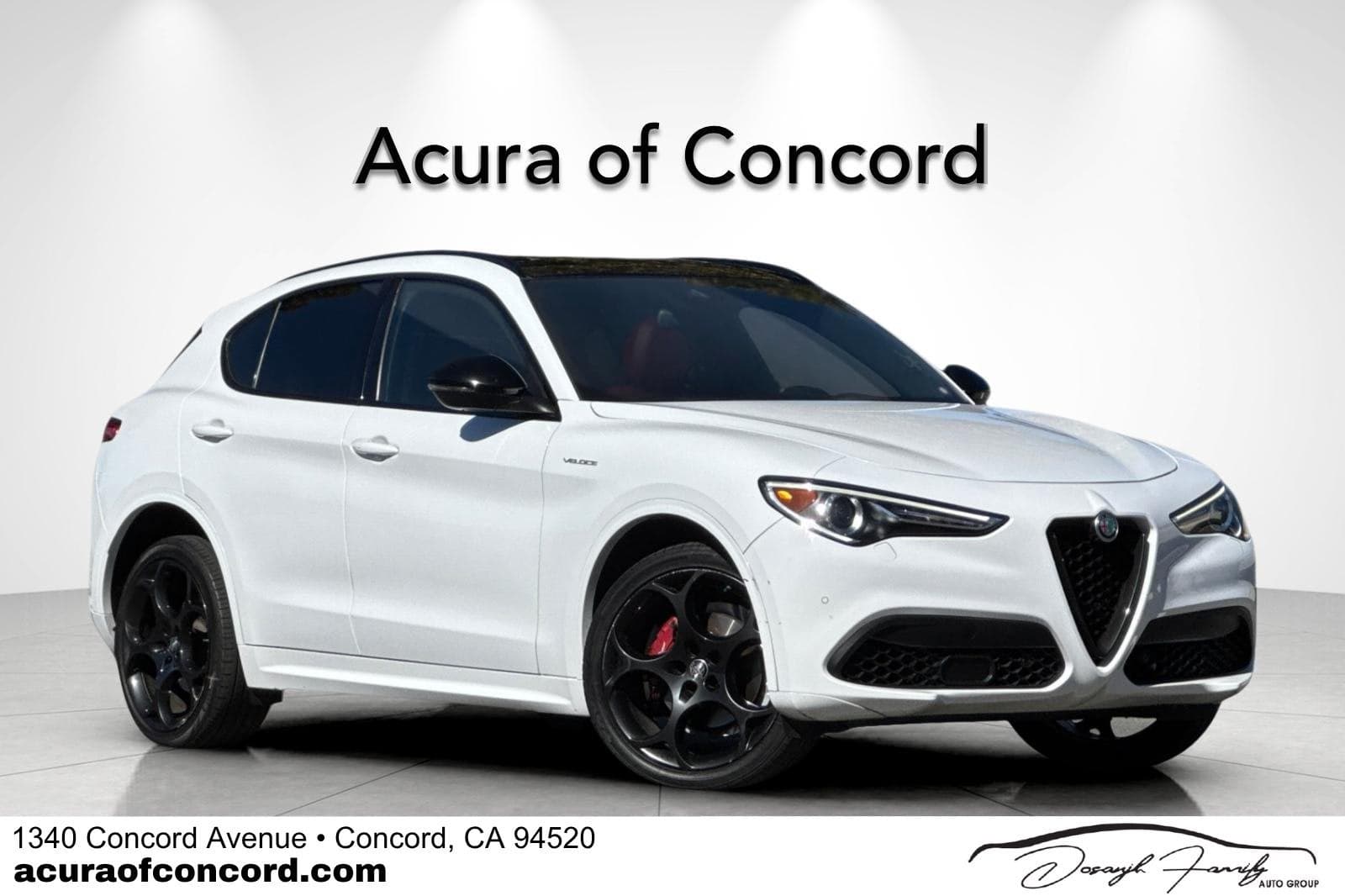 2022 Alfa Romeo Stelvio Veloce — photo 1 of 5