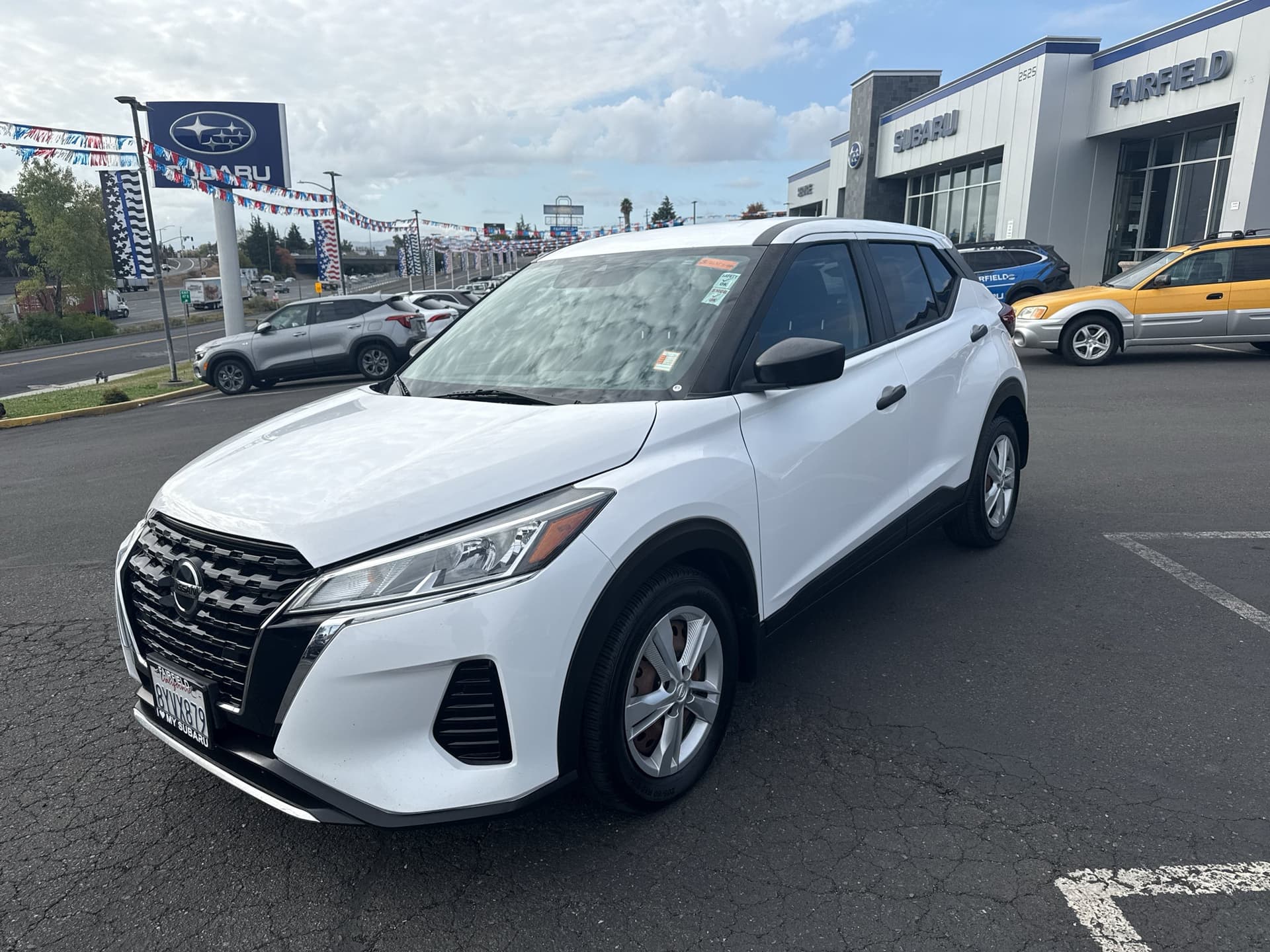 2021 Nissan Kicks S — photo 1 of 5