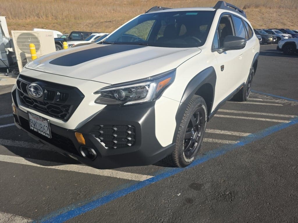 2025 Subaru Outback Wilderness — photo 1 of 9