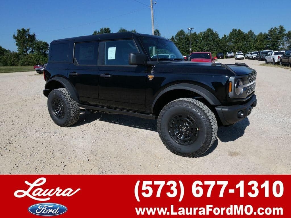2026 Ford Bronco Badlands — photo 1 of 55