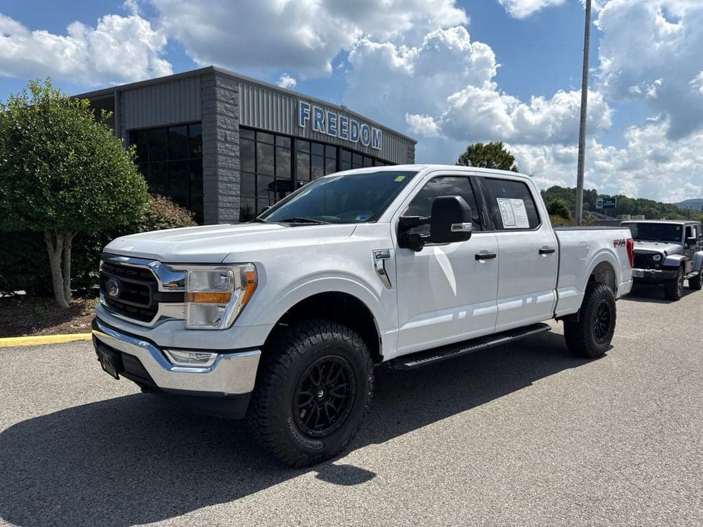 2022 Ford F-150 XLT — photo 1 of 34