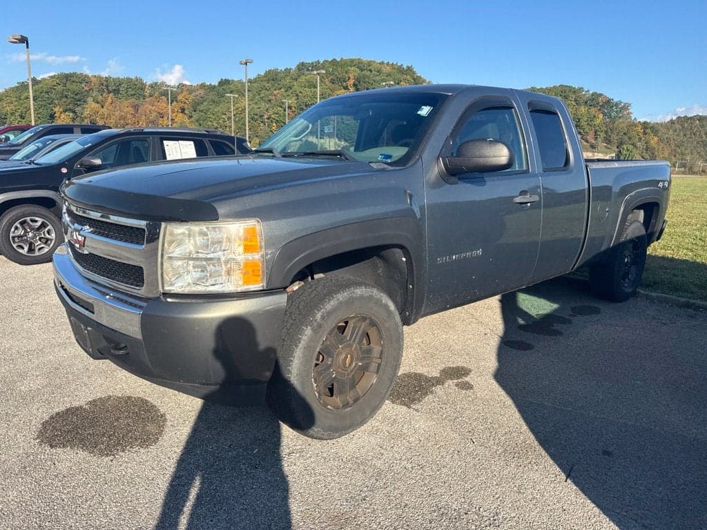 2011 Chevrolet Silverado 1500 Work Truck — photo 1 of 5