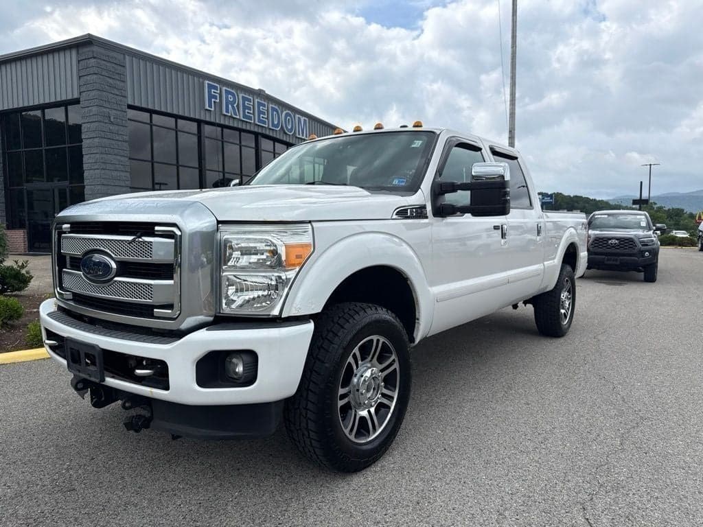 2014 Ford Super Duty F-250 SRW Platinum — photo 1 of 45