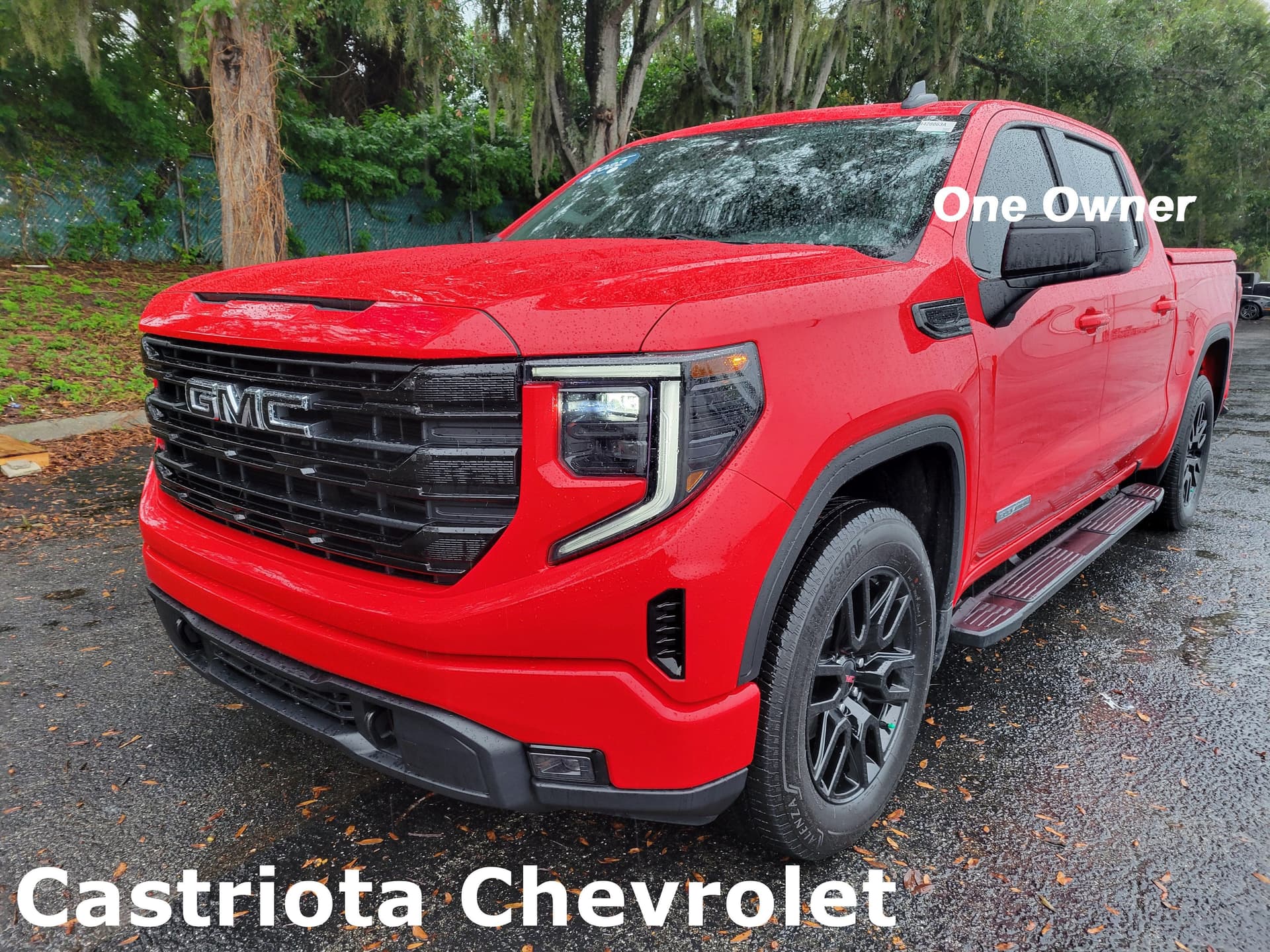 2022 GMC Sierra 1500 Elevation — photo 1 of 5