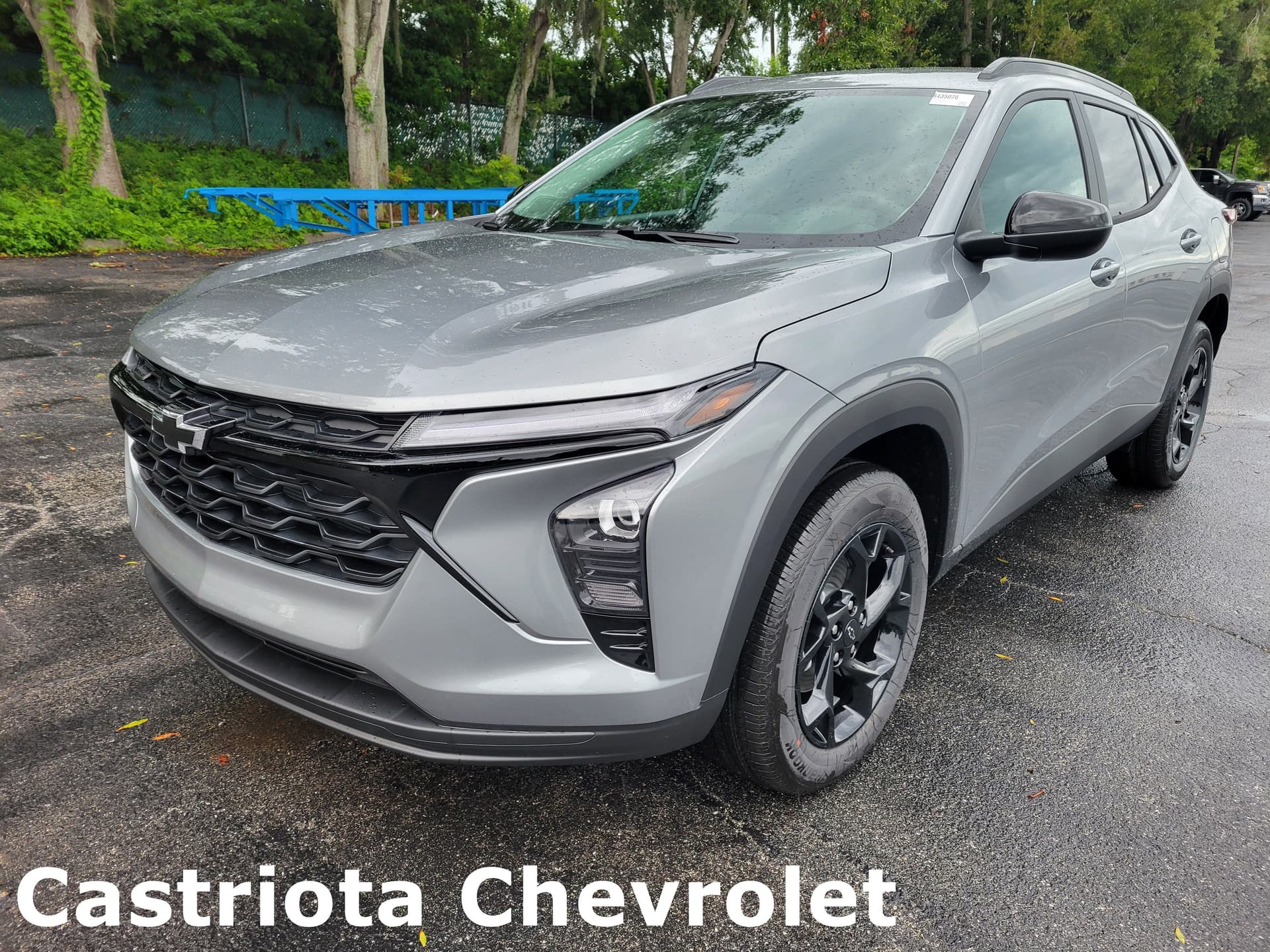 2026 Chevrolet Trax LT — photo 1 of 44