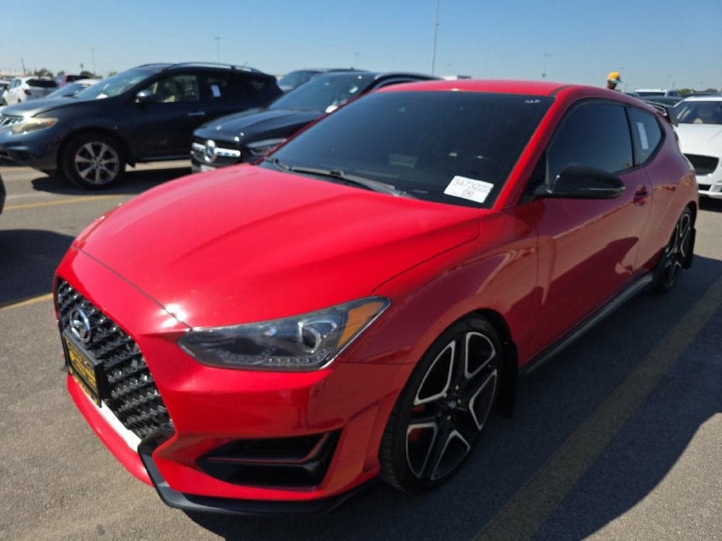 2021 Hyundai Veloster Base — photo 1 of 5