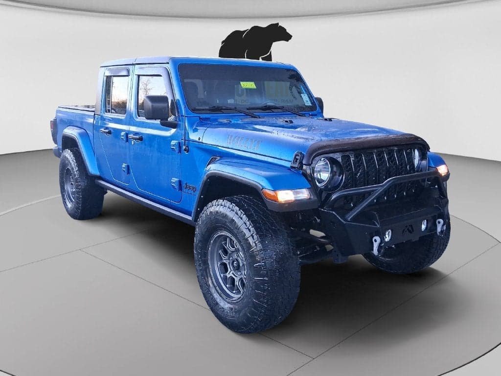 2021 Jeep Gladiator Willys — photo 1 of 5