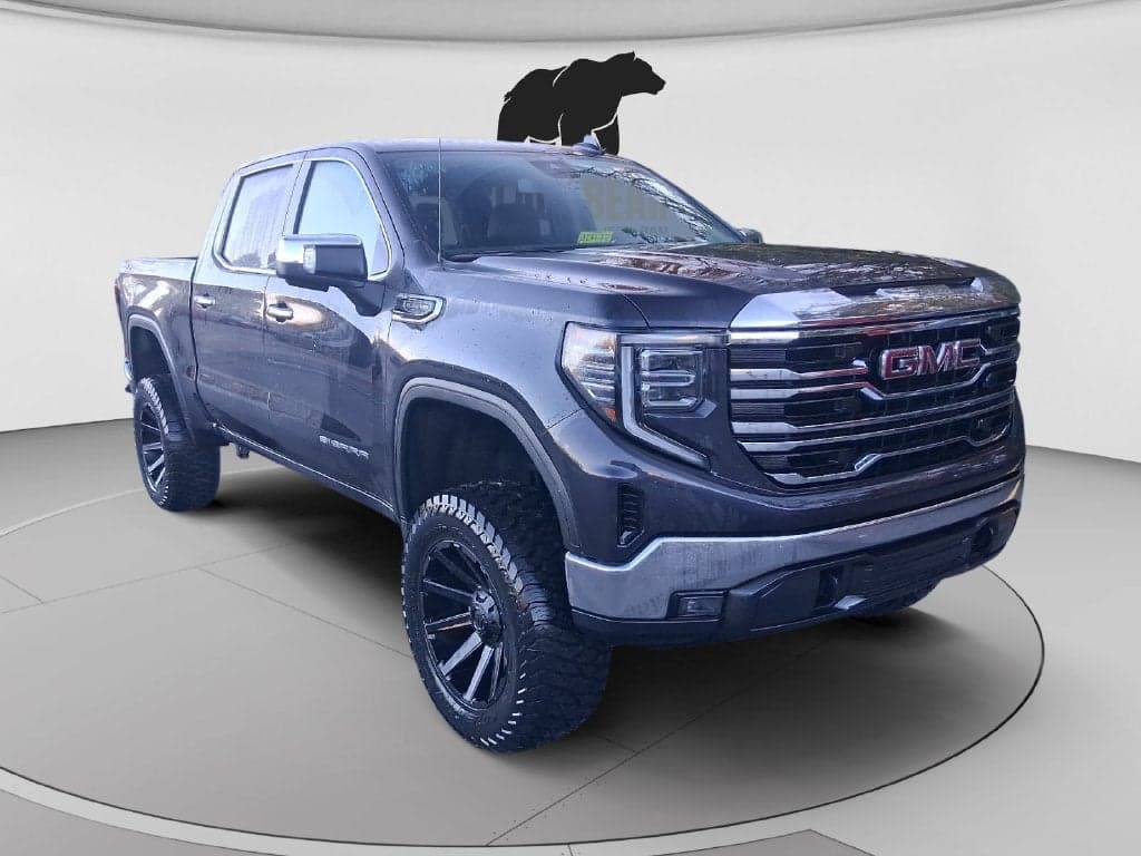 2025 GMC Sierra 1500 SLT — photo 1 of 5