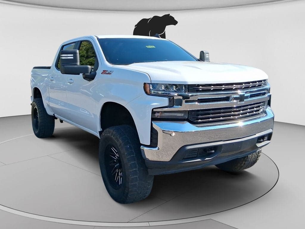 2020 Chevrolet Silverado 1500 LT — photo 1 of 8