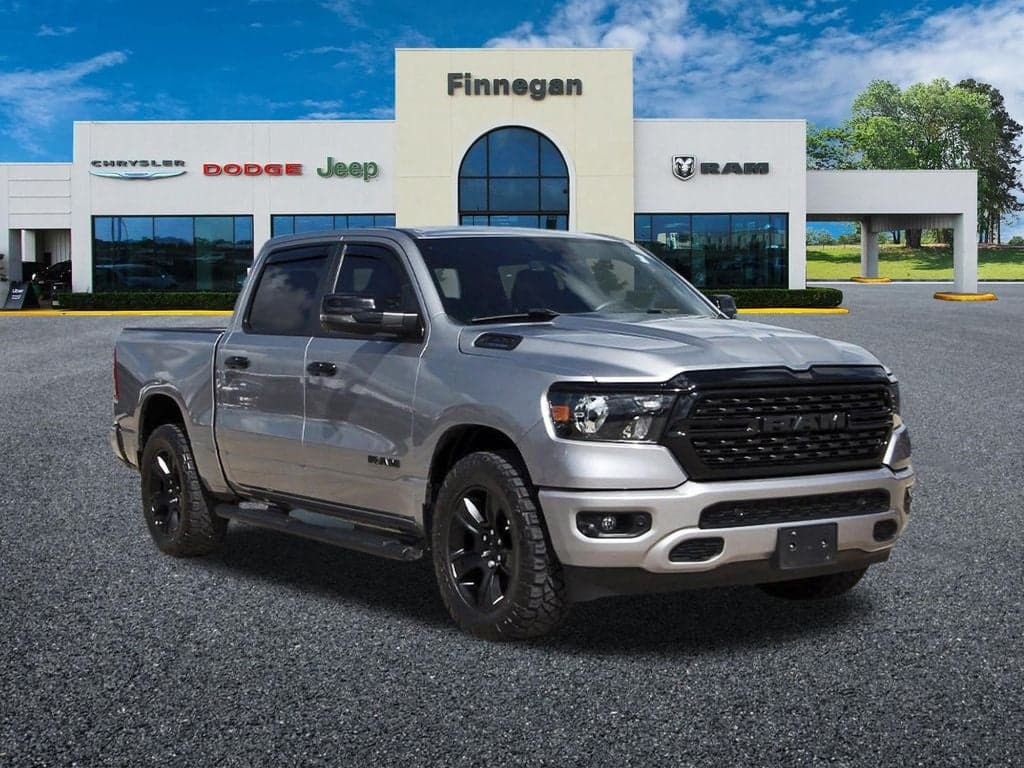 2024 RAM 1500 Lone Star Crew Cab 4x4 5'7' Box — photo 1 of 39