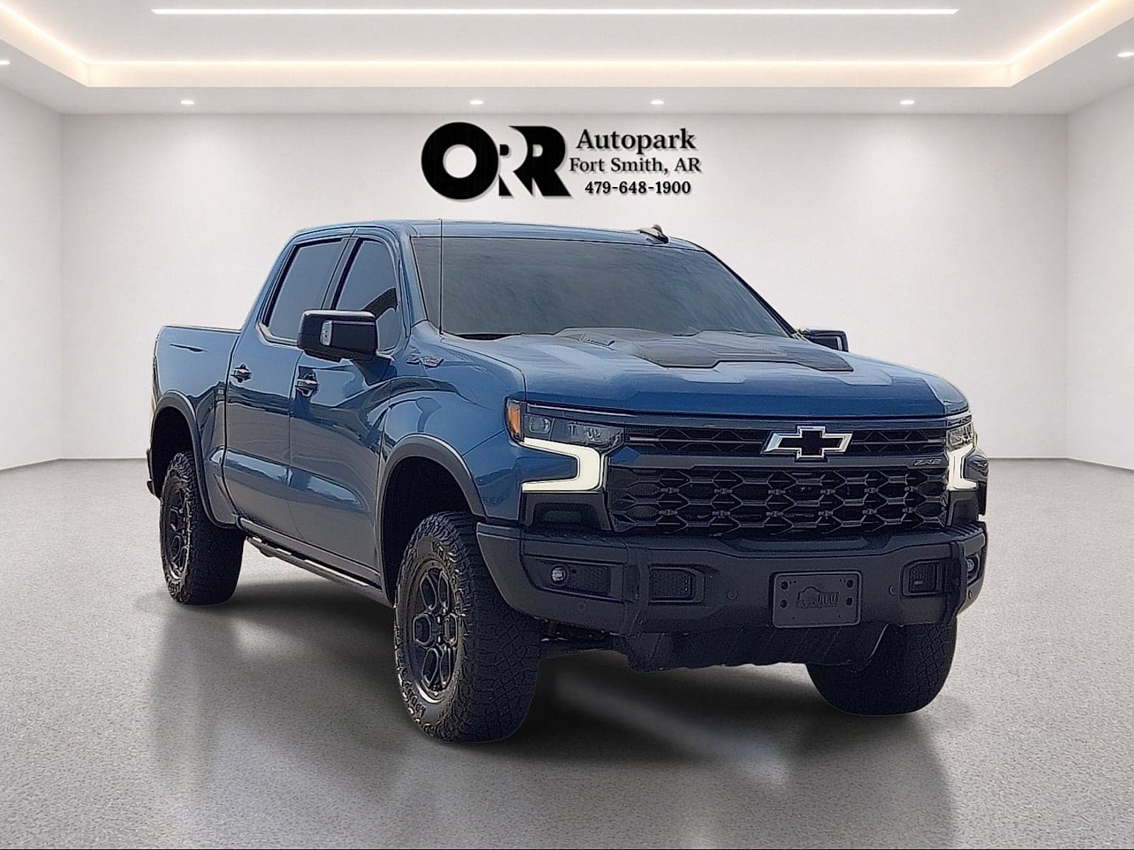 2024 Chevrolet Silverado 1500 Base — photo 1 of 5