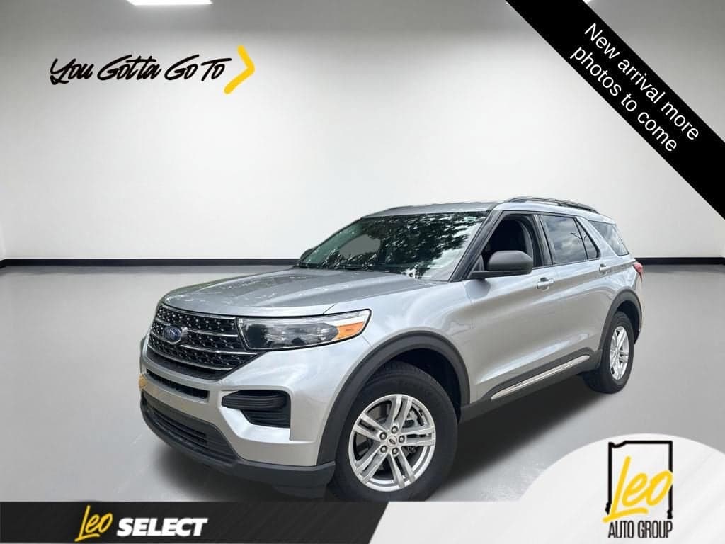 2020 Ford Explorer XLT — photo 1 of 11