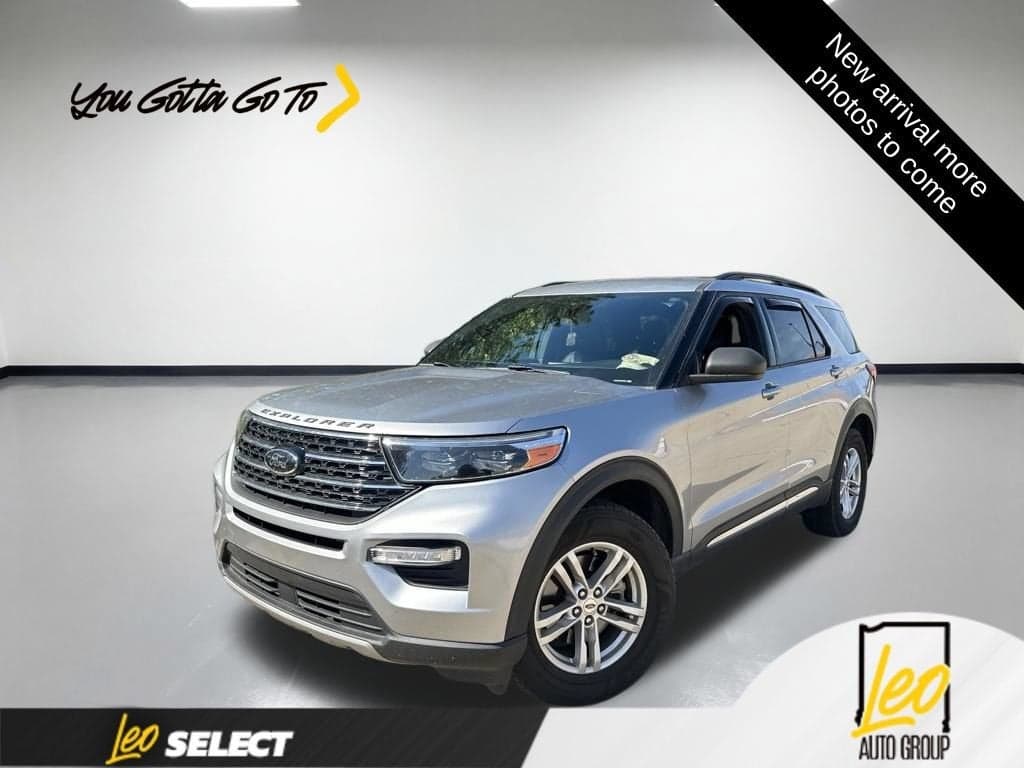 2020 Ford Explorer XLT — photo 1 of 11