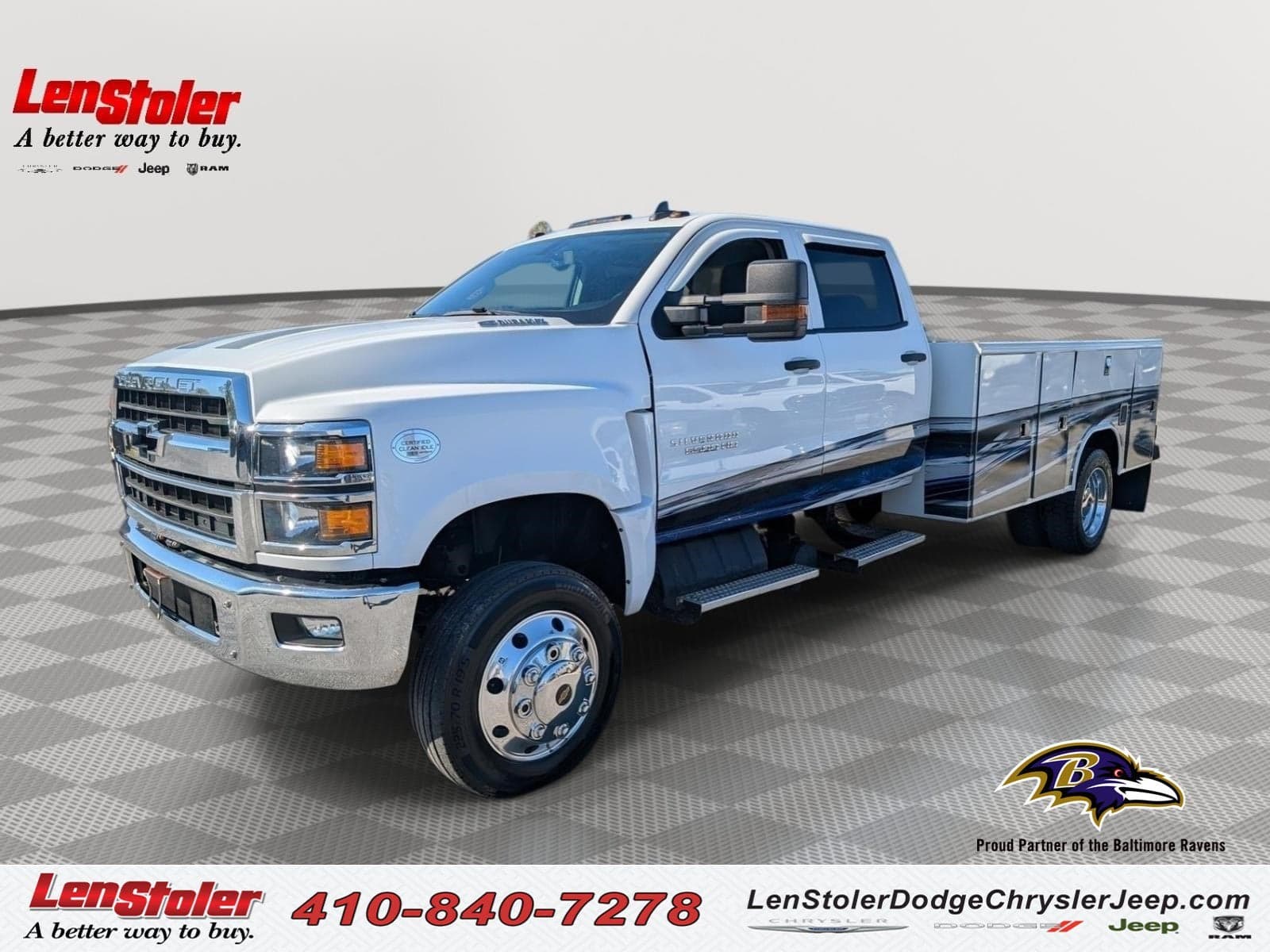 2019 Chevrolet Silverado 1500 LT — photo 1 of 5